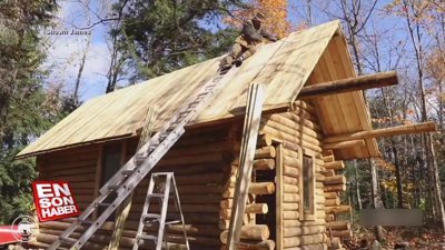 Kanadalı adam kendine ahşaptan ev yaptı