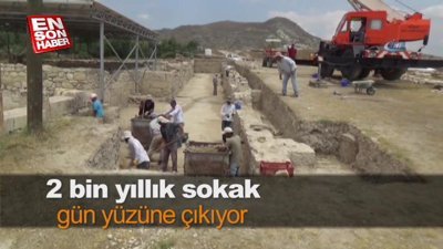 2 bin yıllık sokak gün yüzüne çıkıyor