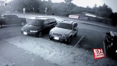 Tesla aracının metrelerce uçtuğu anlar