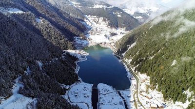 Uzungöl karlar altında