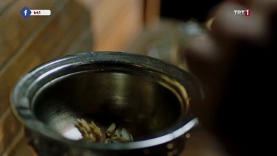 Tozkoparan 2. Bölüm Yabani Mete'yi tedavi ediyor