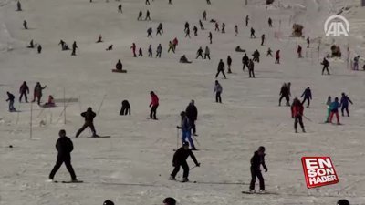Yılbaşında kayakseverlerin tercihi Erciyes