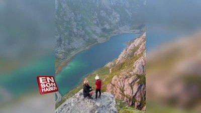 Norveç'in muhteşem güzelliği altında evlilik teklifi