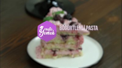 Böğürtlenli Pasta Tarifi