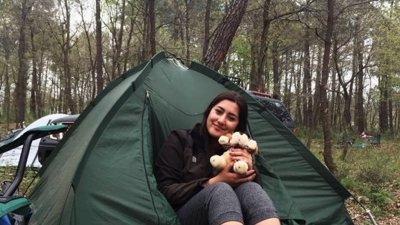 Üniversiteli Dilara Özkan otostopla 75 il gezdi