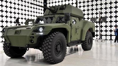 Türkiye'nin ilk elektrikli zırhlı aracı Akrep II tanıtıldı