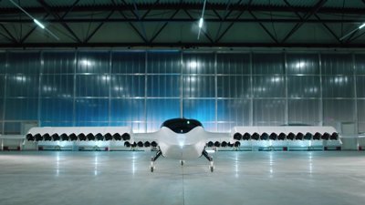 Alman şirket Lilium elektrikli uçan taksiyi test etti