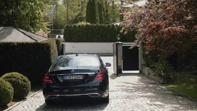 BMW'nin Mercedes'e gönderme yaptığı reklam