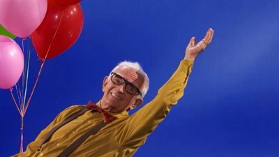 84 yaşındaki adamın jüriyi şaşırtan akrobasi şovu