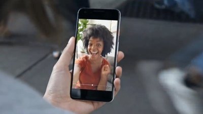 Google'ın canlı altyazı özelliği