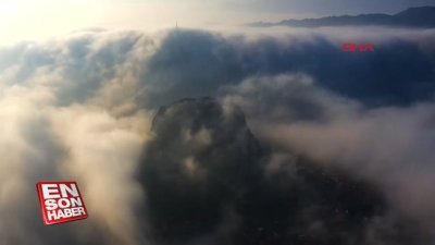 Karahisar Kalesi'nde sisli havada eşsiz manzara