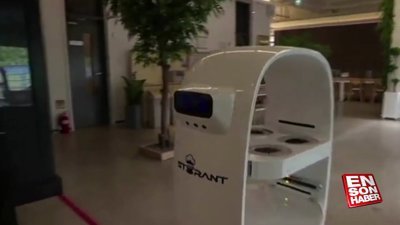 60 çeşit kahve hazırlayabilen robot barista