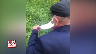 Amcanın hapşırma şakasına verdiği komik tepki