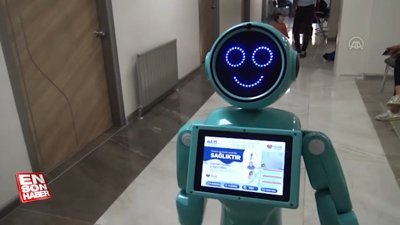 Batman'da özel bir hastanede hastaları robot ADA karşılıyor