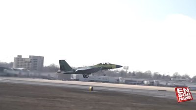 Boeing'in F-15EX savaş uçağı ilk test uçuşunu yaptı