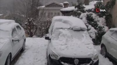 Beykoz’da kar kalınlığı 20 santime ulaştı