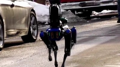 Boston Dynamics'in robot köpeği operasyona katıldı 