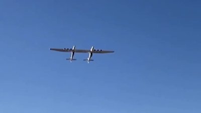 Dünyanın en büyük uçağı ikinci kez havalandı