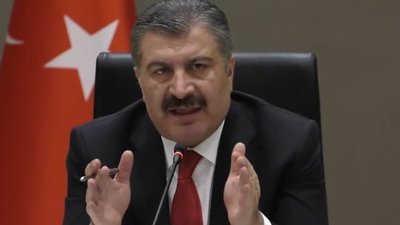 Fahrettin Koca: Öğretmenlerimizde 2 doz aşısını yaptıranların oranı %77’yi buldu