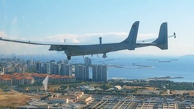 TSK'nın yeni İHA'sı Aksungur, TEKNOFEST'te gösteri yaptı