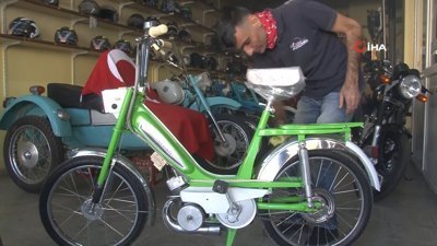 Elazığlı motosiklet ustası, 70 yıllık mobiletinden ayrılmıyor