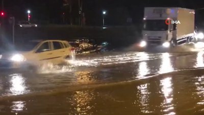 Rize'de şiddetli yağış su baskınlarına neden oldu