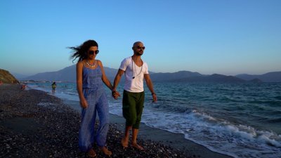 Sürekli düşüncelere dalmanın ilişkinize 4 olumsuz yansıması