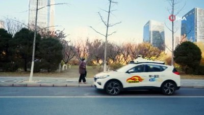 Pekin’de 100’den fazla otonom araç ilk kez ticari olarak denenmeye başladı