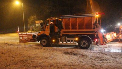 Bolu Dağı'nda kar yağışı