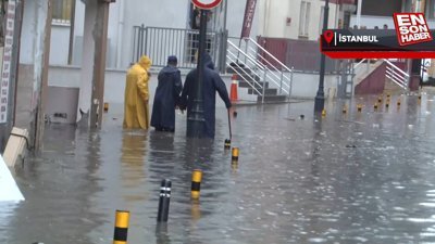 Silivri'de sağanak sonrası yollar göle döndü