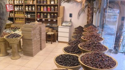 Ramazan ayının vazgeçilmezi hurma tezgahlardaki yerini aldı