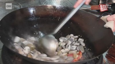 Çin'in yeni sokak lezzeti: Taş kızartma