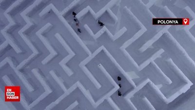 Polonya'da dünyanın en büyük kar labirenti inşa edildi