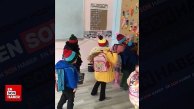 Öğretmenden öğrencilerine anlamlı hediye