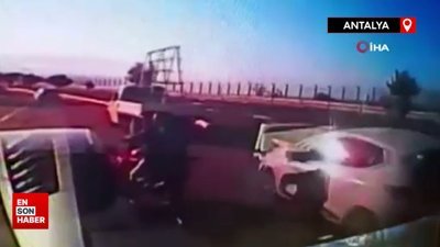 Antalya'da tartıştığı sürücüyü motosikletle takip ederken kazada öldü
