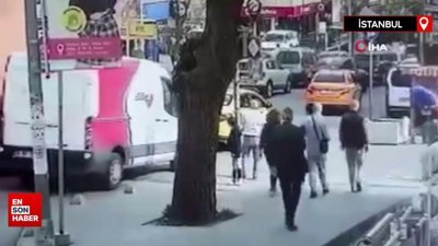 İstanbul'da taksi şoförüyle yaya arasında geçiş hakkı kavgası