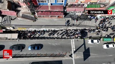 Şirinevler’de ucuz baklava kuyruğu