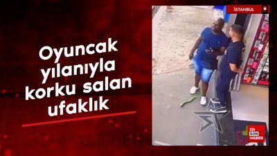 Oyuncak yılanıyla korku salan ufaklık