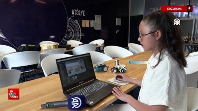 Bilim Erzurum'un 10 yaşındaki yazılımcısı Minel yeteneğiyle dikkati çekiyor