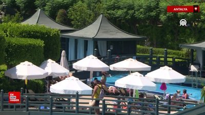 Antalya son yılların en hareketli bayram tatilini geçirdi