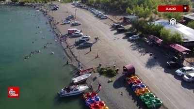 Hazar Gölü, bunaltan sıcaklarda Doğu'daki tatilcilerin adresi oldu