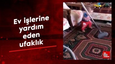 Ev işlerine yardım eden ufaklık