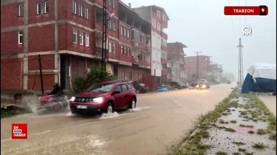 Trabzon'da sağanak hayatı olumsuz etkiledi