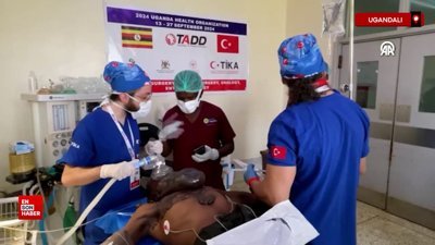 Ugandalı Muhammed’i, 5 kiloluk kitleden Türk doktorları kurtardı