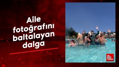 Aile fotoğrafını baltalayan dalga