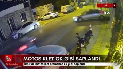 İzmir'de motosiklet otomobile ok gibi saplandı