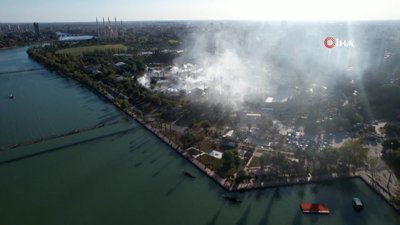 Adana’da kebap dumanları gökyüzünü kapladı