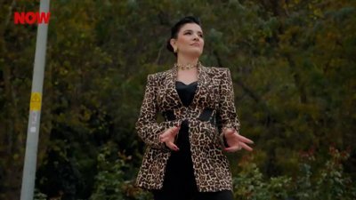 Gonca Vuslateri yeni dizisinde dans etti - Leyla: Hayat…Aşk…Adalet.