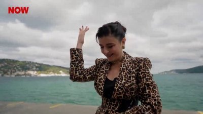 Gonca Vuslateri'nin roman havası performansı