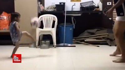 Futbol yeteneğiyle şaşırtan ufaklık